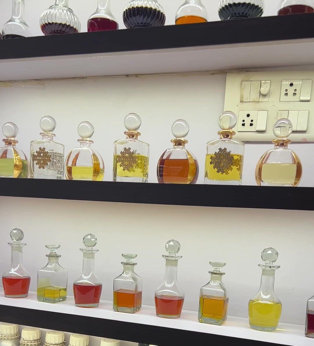 Attar, Fragrance Oil, and the Aromatic Traditions Behind Them