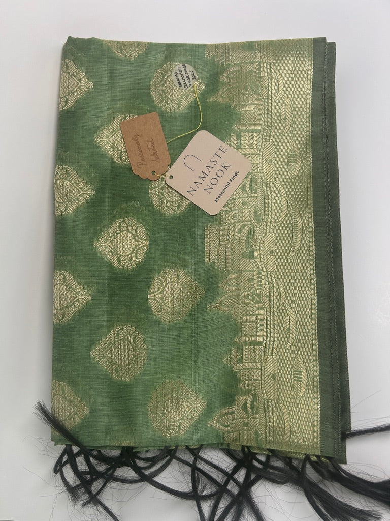 Varanasi Pilgrimage Woven Statement Wrap – Green