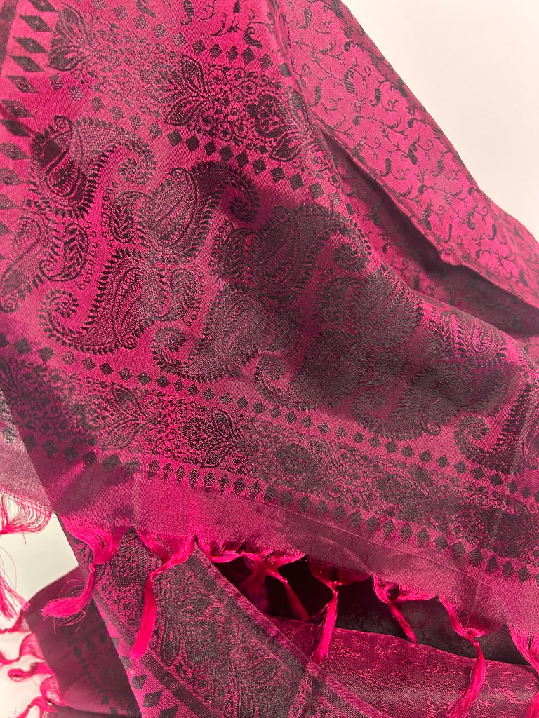 Reversible Woven Silk Scarf – Magenta / Black