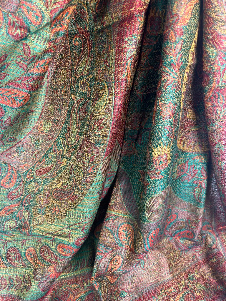 Fine-Weave Reversible Cotton-Silk Paisley Wrap