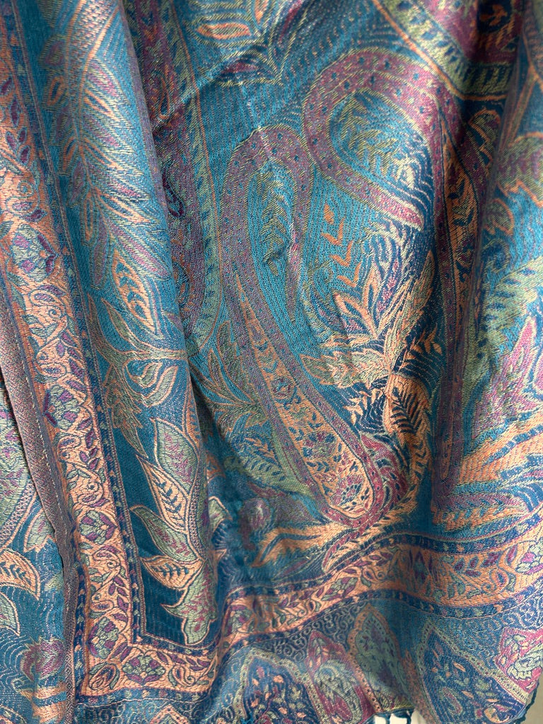 Fine-Weave Reversible Cotton-Silk Paisley Wrap