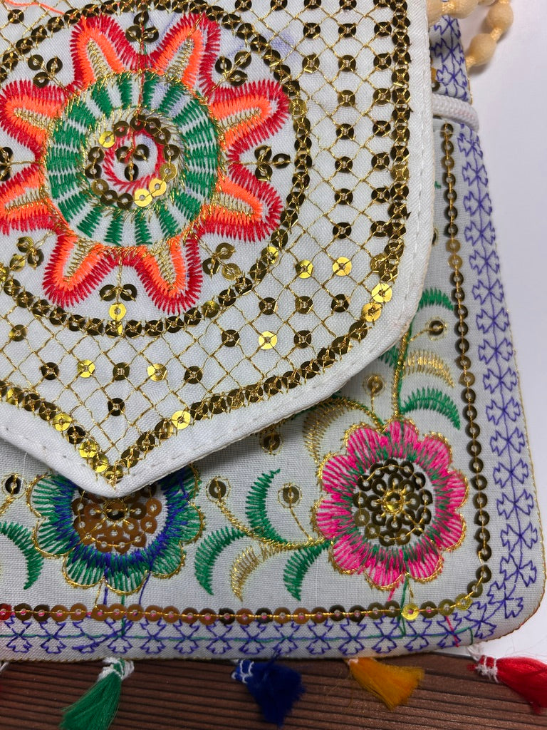 Embroidered Sunflower Bag, Butter